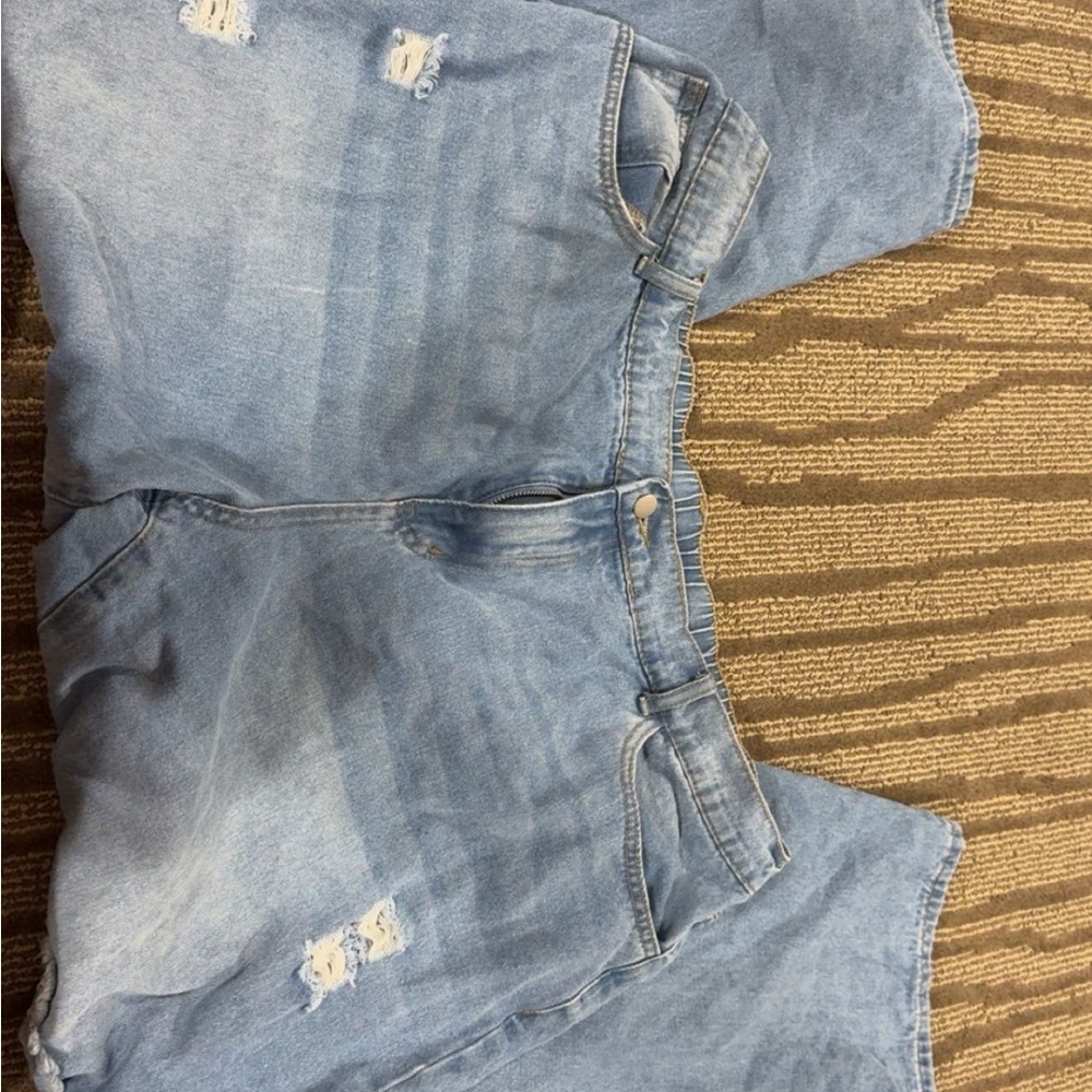 Stylish Light Blue Distressed Women Jeans